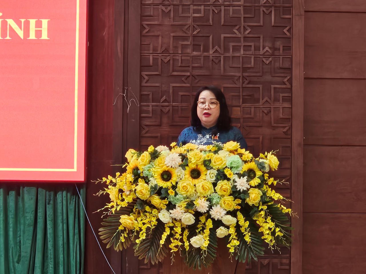 Chủ tịch HĐND tỉnh Đắk Lắk Cao Thị Hòa An phát biểu bế mạc hội nghị.