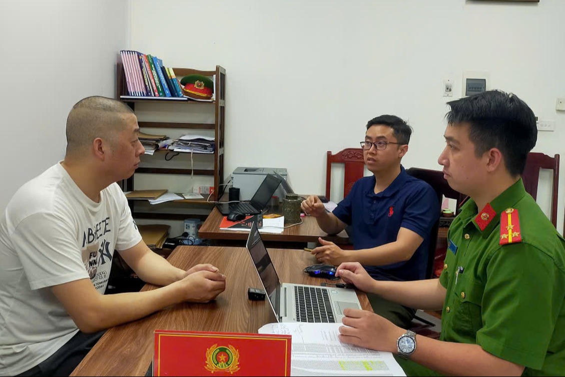 Triệt phá đường dây lập sàn thương mại điện tử 'Merry Trade' lừa đảo hàng chục tỷ đồng