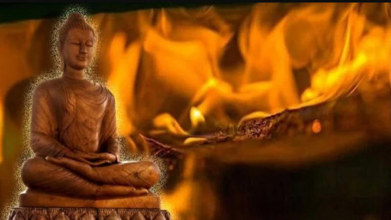 Trong quan niệm Phật giáo, chữ Hiếu không chỉ thể hiện ở việc phụng dưỡng, chăm sóc ông bà, cha mẹ khi còn tại thế, mà còn ở cách con cháu lo trọn hậu sự và lựa chọn hình thức an táng phù hợp, văn minh. Điều quan trọng không nằm hoàn toàn ở hình thức, mà ở tâm hiếu kính, sự biết ơn và lòng thành đối với người đã khuất. (Ảnh minh họa)