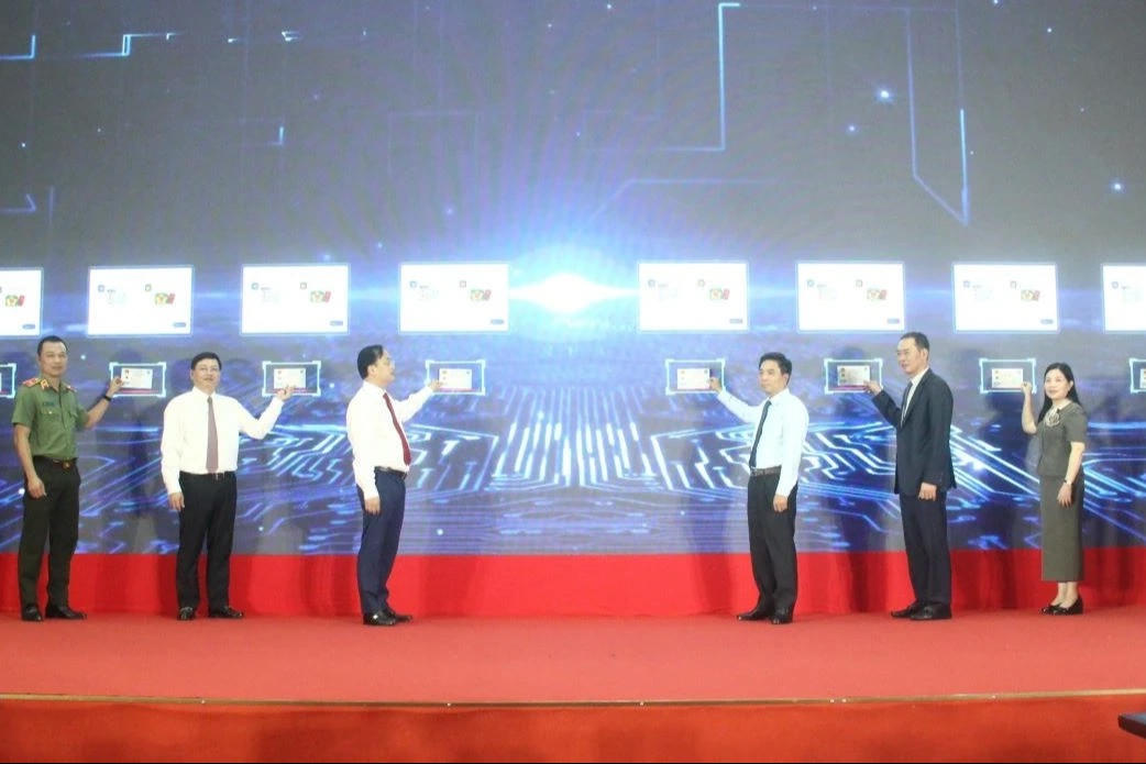 Thanh Hóa ra mắt mô hình thí điểm Kiosk thông minh phục vụ dịch vụ công