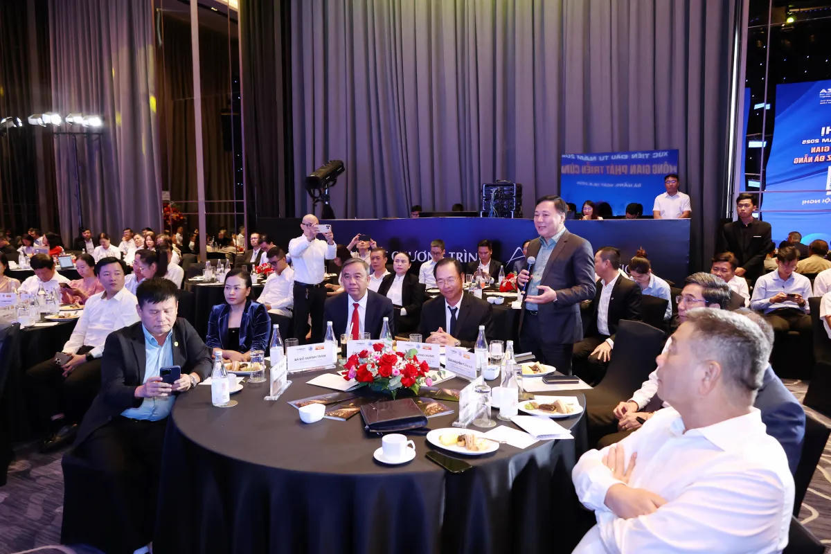 ông Nguyễn Tuấn Hải - Chủ tịch Tập đoàn Alphanam phát biểu tại hội nghị