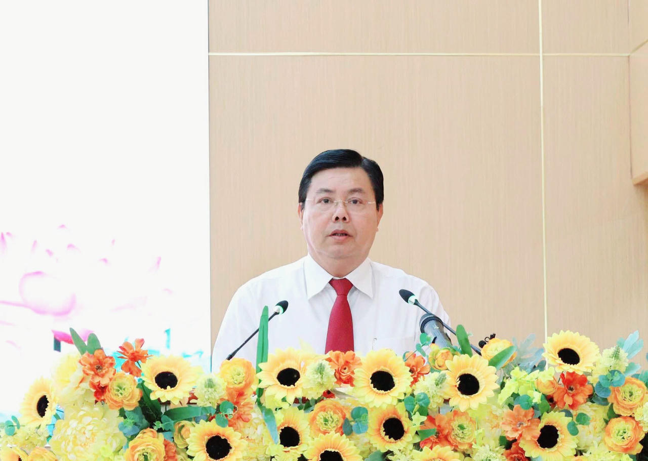 Bí thư Tỉnh ủy An Giang Nguyễn Tiến Hải phát biểu chỉ đạo tại kỳ họp