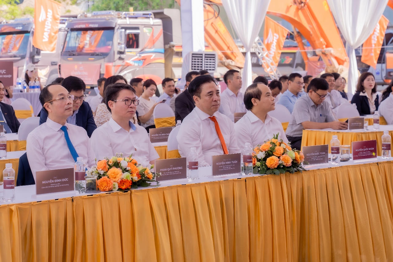 Văn Phú khởi công dự án Vlasta Premier - Phú Hội: Kiến tạo chuẩn sống tinh hoa tại ‘giao lộ di sản - hiện đại’ trung tâm phố đi bộ Huế