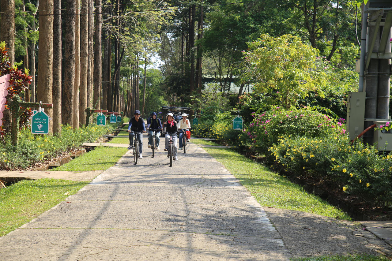 Trải nghiệm đạp xe đạp trong Vườn quốc gia Cát Tiên.