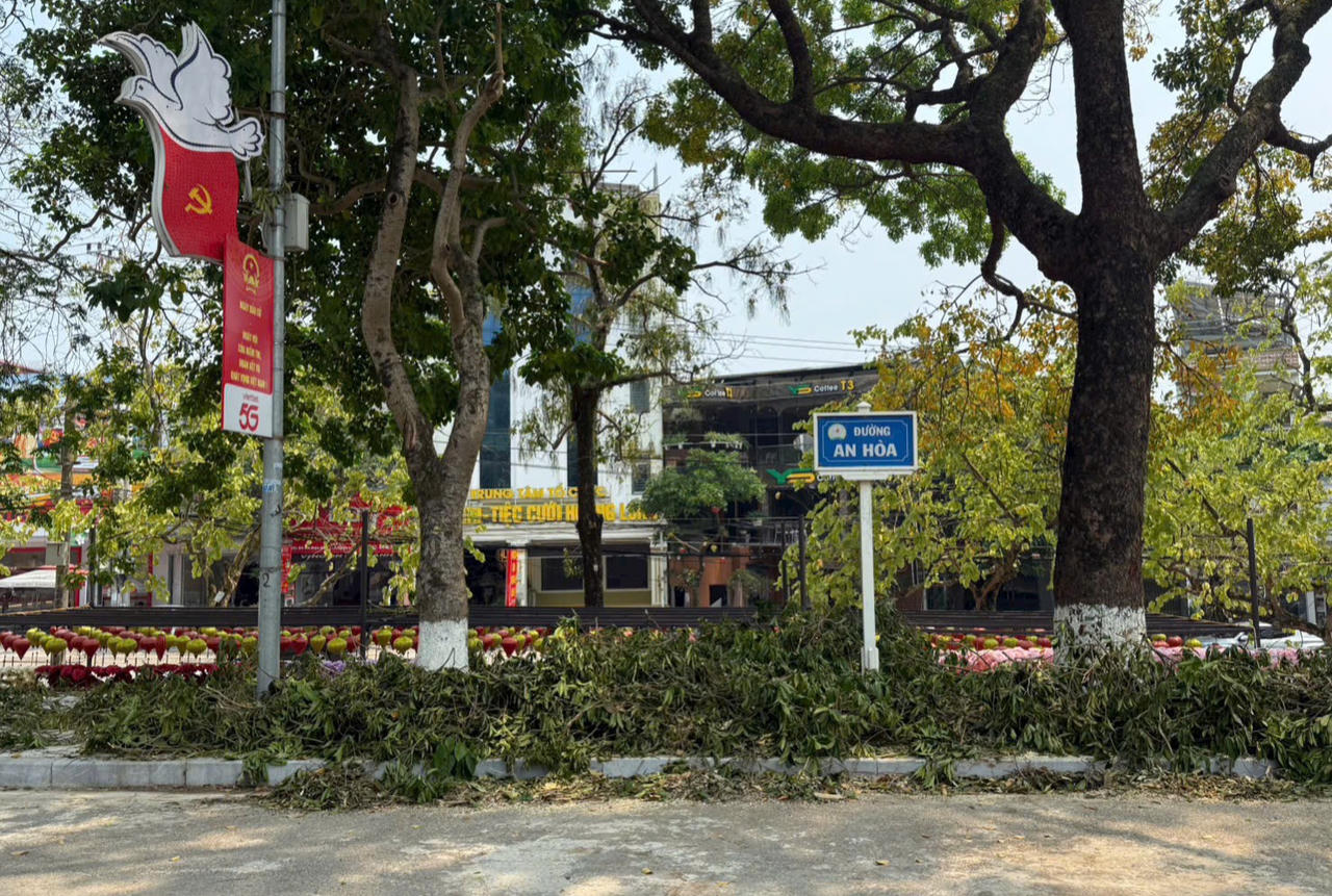 Chính quyền địa phương đã khắc phục sự cố, đảm bảo an toàn giao thông. Ảnh: CTV.