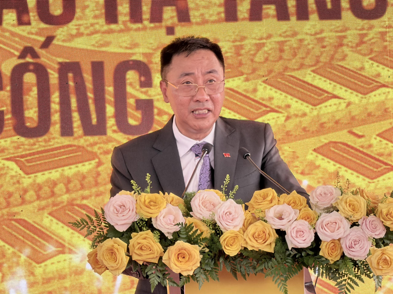 Ông Nguyễn Anh Tuấn, Phó Tổng Giám đốc Tập đoàn T&T Group phát biểu.