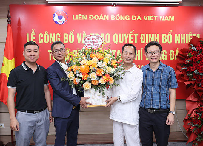 VFF trao Quyết định bổ nhiệm Tổng biên tập Tạp chí Bóng đá