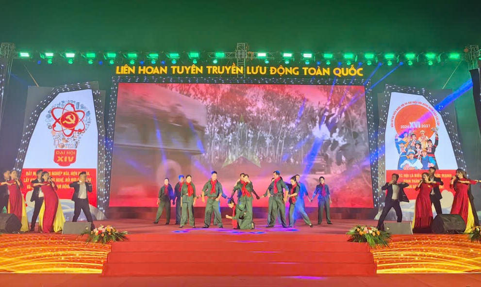 Khai mạc Liên hoan Tuyên truyền lưu động toàn quốc tại Quảng Ninh