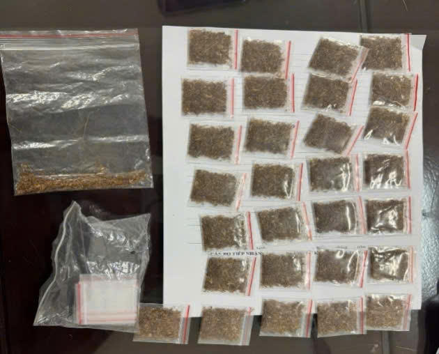 Khởi tố 2 đối tượng mua bán ma túy “núp bóng” thuốc lá tại Hưng Yên