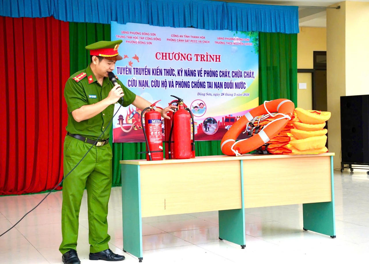 Thanh Hoá: Trang bị “lá chắn” pháp luật, kỹ năng sống cho học sinh