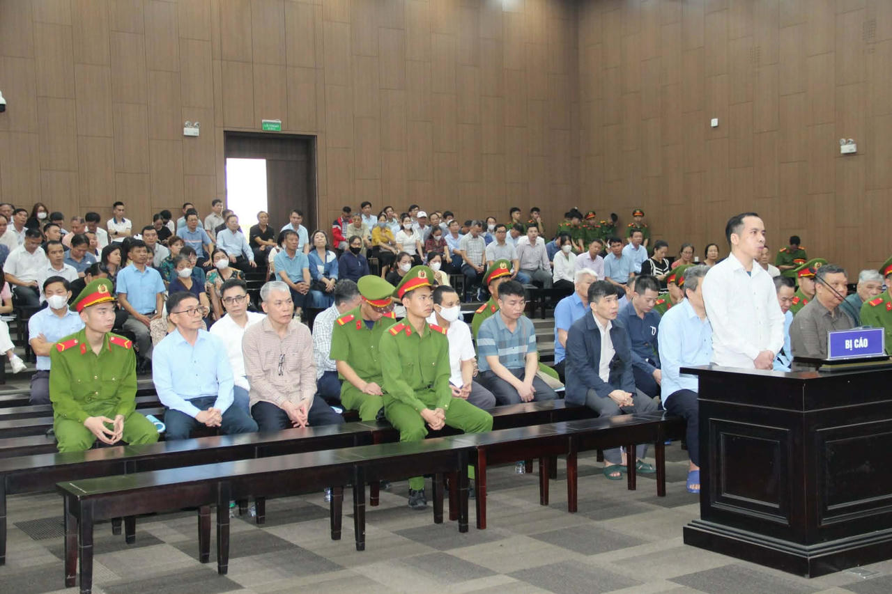 Cựu Thứ trưởng Hoàng Văn Thắng bị đề nghị 4-5 năm tù