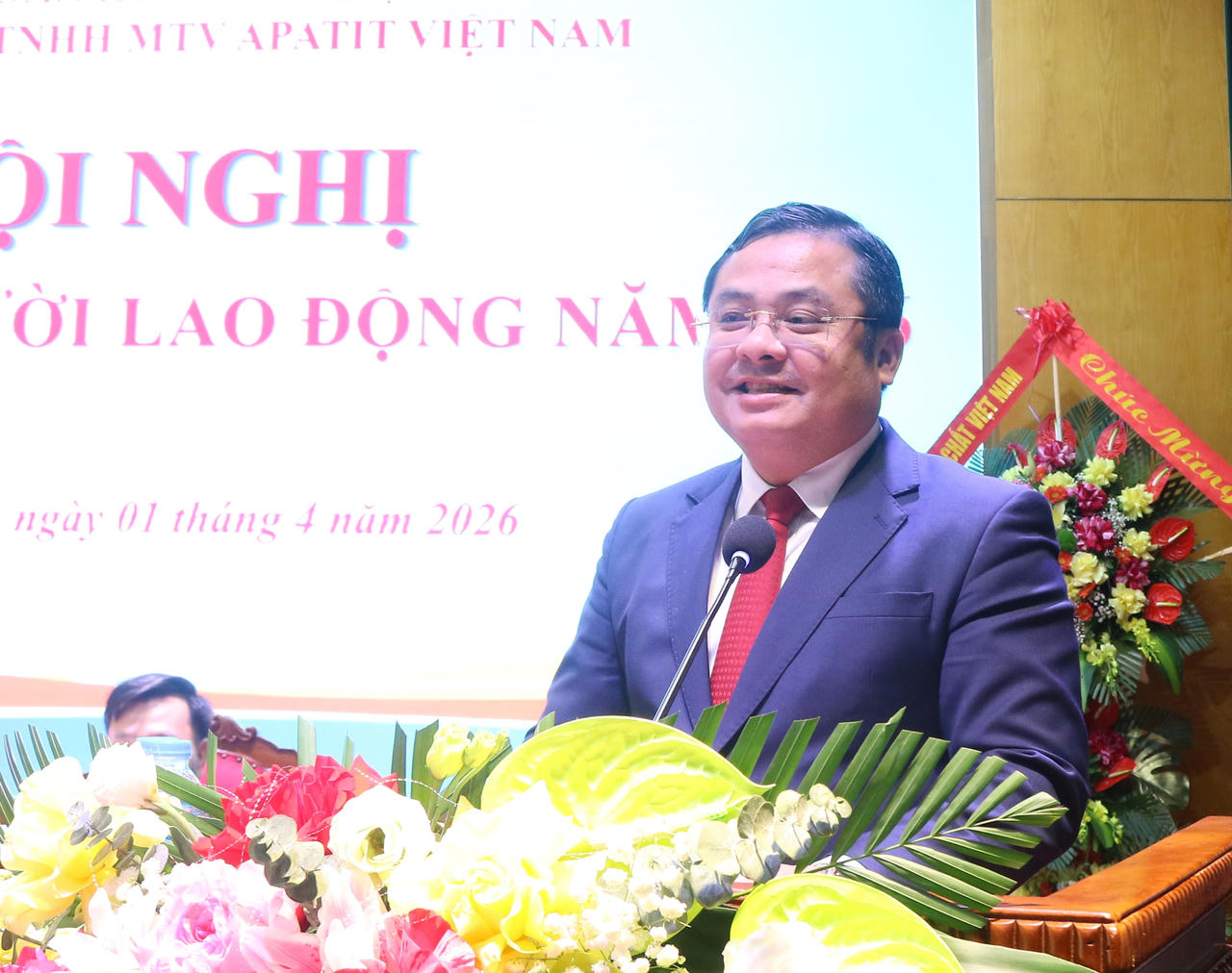 Ông Phùng Quang Hiệp, Ủy viên Ban Chấp hành Đảng bộ Chính phủ, Bí thư Đảng ủy, Chủ tịch Hội đồng thành viên Tập đoàn Hóa chất Việt Nam phát biểu chỉ đạo tại hội nghị.