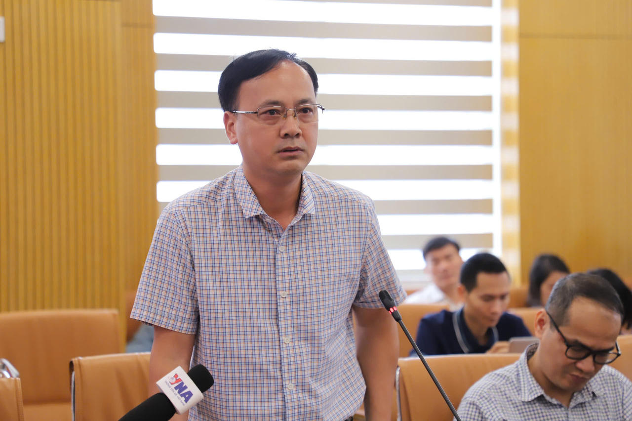 Phía Bộ NN&MT nói gì về vụ 300 tấn lợn bệnh bị 'tuồn' vào trường học?