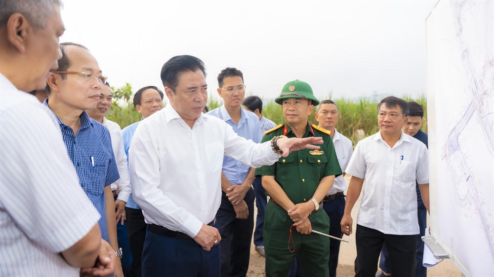 Chủ tịch UBND TP Huế Nguyễn Khắc Toàn kiểm tra tiến độ các dự án trọng điểm