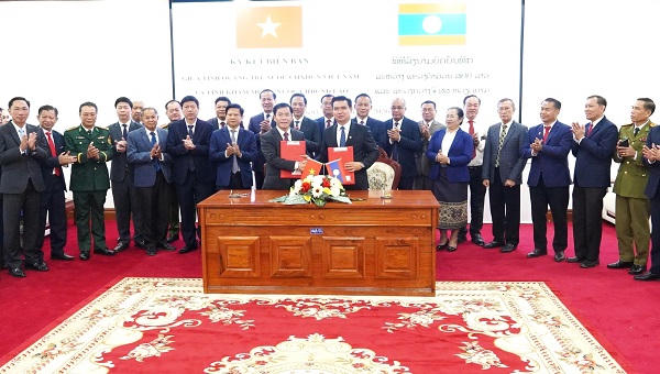 Quảng Trị - Khăm Muồn mở rộng không gian hợp tác, thúc đẩy liên kết thực chất