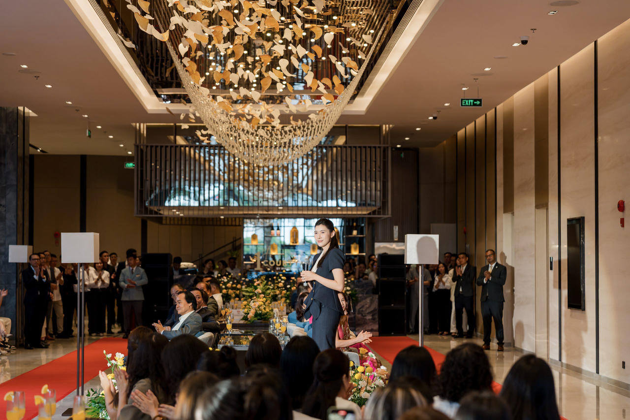 bà Nguyễn Ngọc Mỹ – Phó Chủ tịch HĐQT Alphanam Group&nbsp;phát biểu&nbsp;