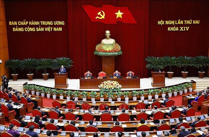 Hạn chế tối đa việc xây dựng trụ sở, trung tâm hành chính mới tại các tỉnh, thành phố