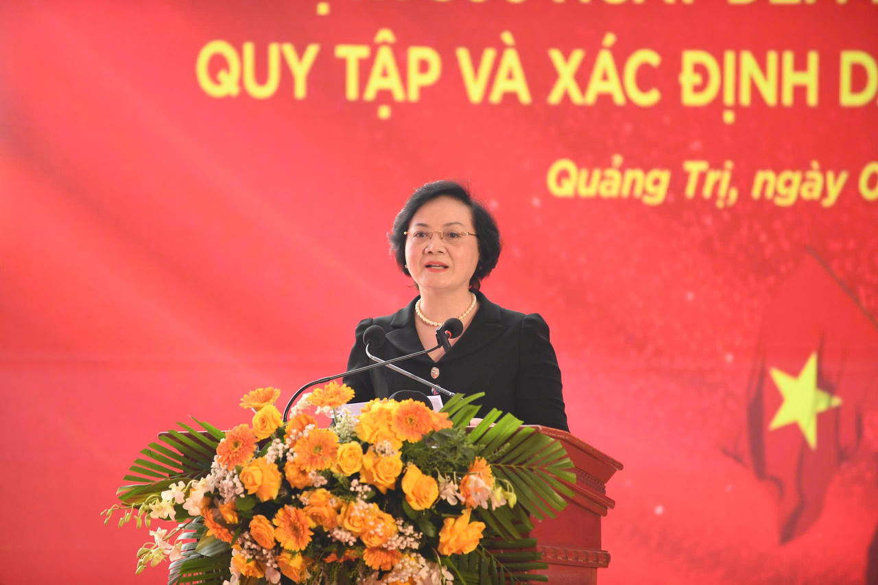 Phó Thủ tướng Chính phủ Phạm Thị Thanh Trà phát động Chiến dịch 500 ngày đêm đẩy mạnh thực hiện tìm kiếm, quy tập và xác định danh tính hài cốt liệt sĩ.