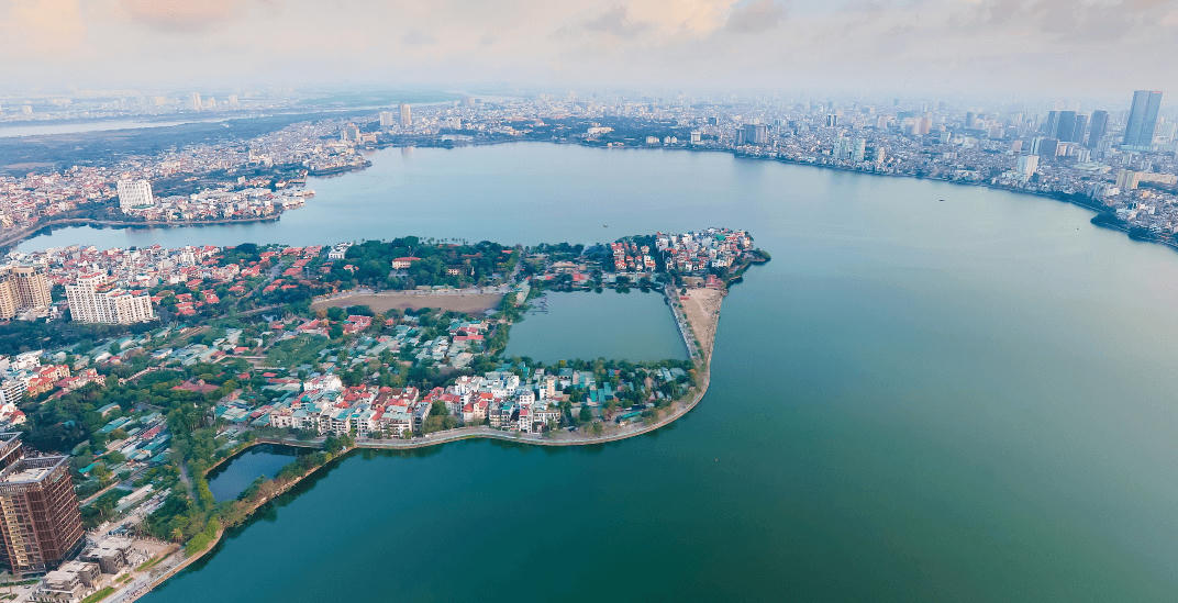 Với sự ổn định chính trị, tầm nhìn dài hạn, Hà Nội liên tục thăng hạng trong chuỗi giá trị toàn cầu (Nguồn: https://tayho360.vn/)