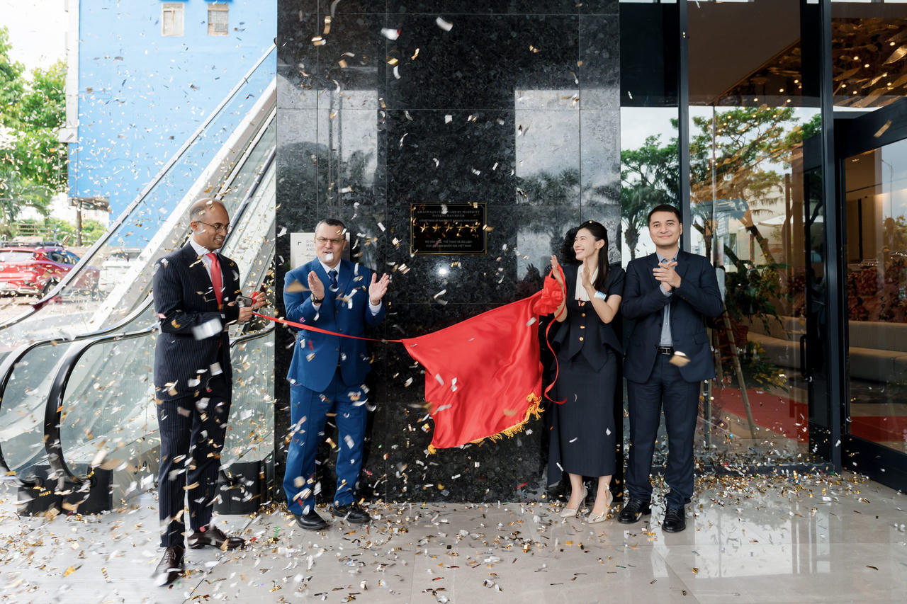 Lễ khai trương và Gắn biển đạt tiêu chuẩn 5 sao của Khách sạn Courtyard by Marriott Danang Han River