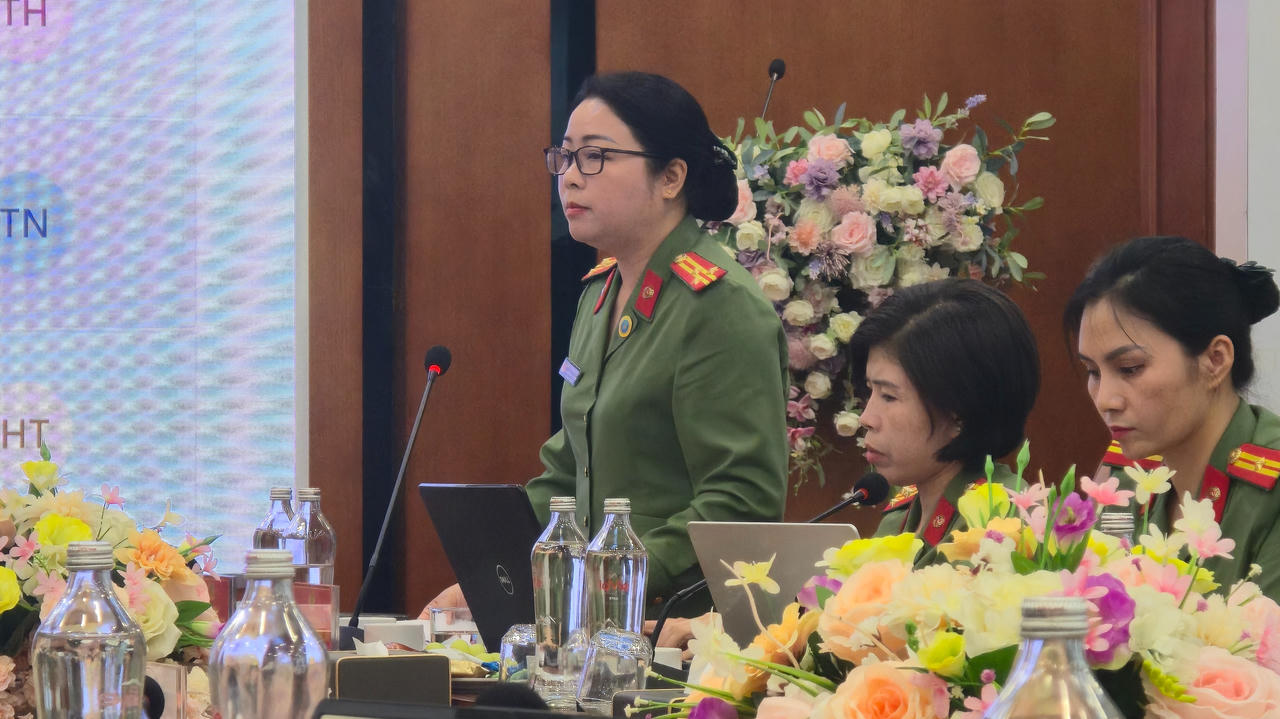  Thượng tá Đào Thị Thu Huyền, Phó Trưởng Ban Phụ nữ CAND.