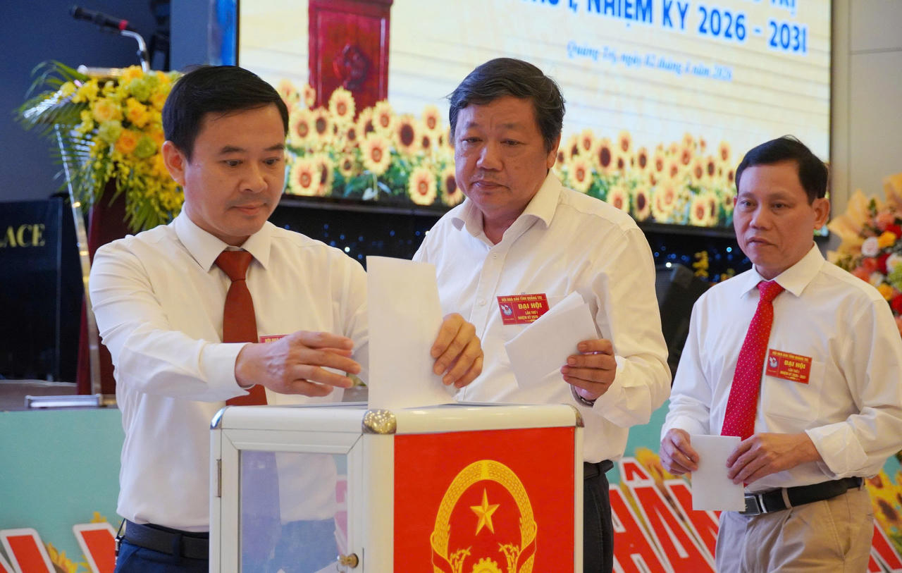 Các đại biểu bỏ phiếu bầu Ban Chấp hành Hội Nhà báo tỉnh Quảng Trị khóa I, nhiệm kỳ 2026 - 2031.