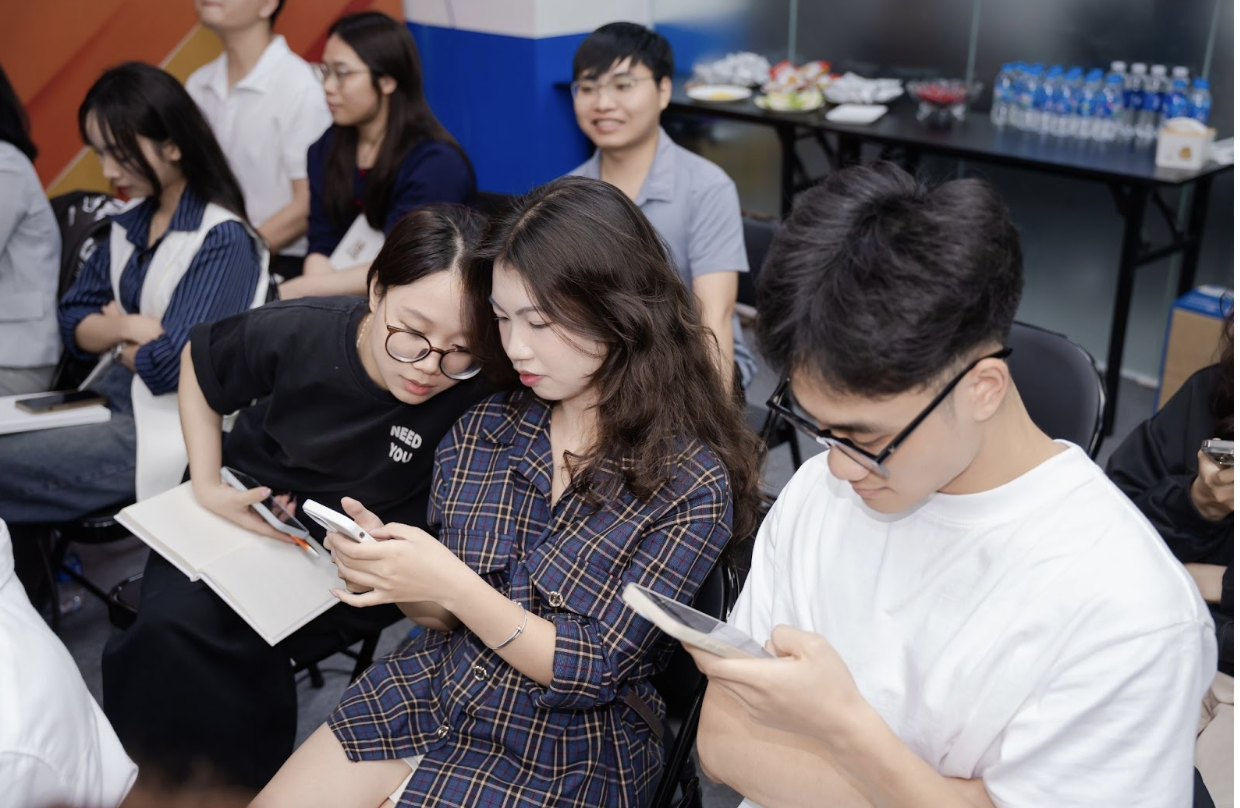 Đối với một số nhà bán, buổi đào tạo là cơ hội để họ trao đổi, học hỏi kinh nghiệm vận hành từ các nhà bán khác.