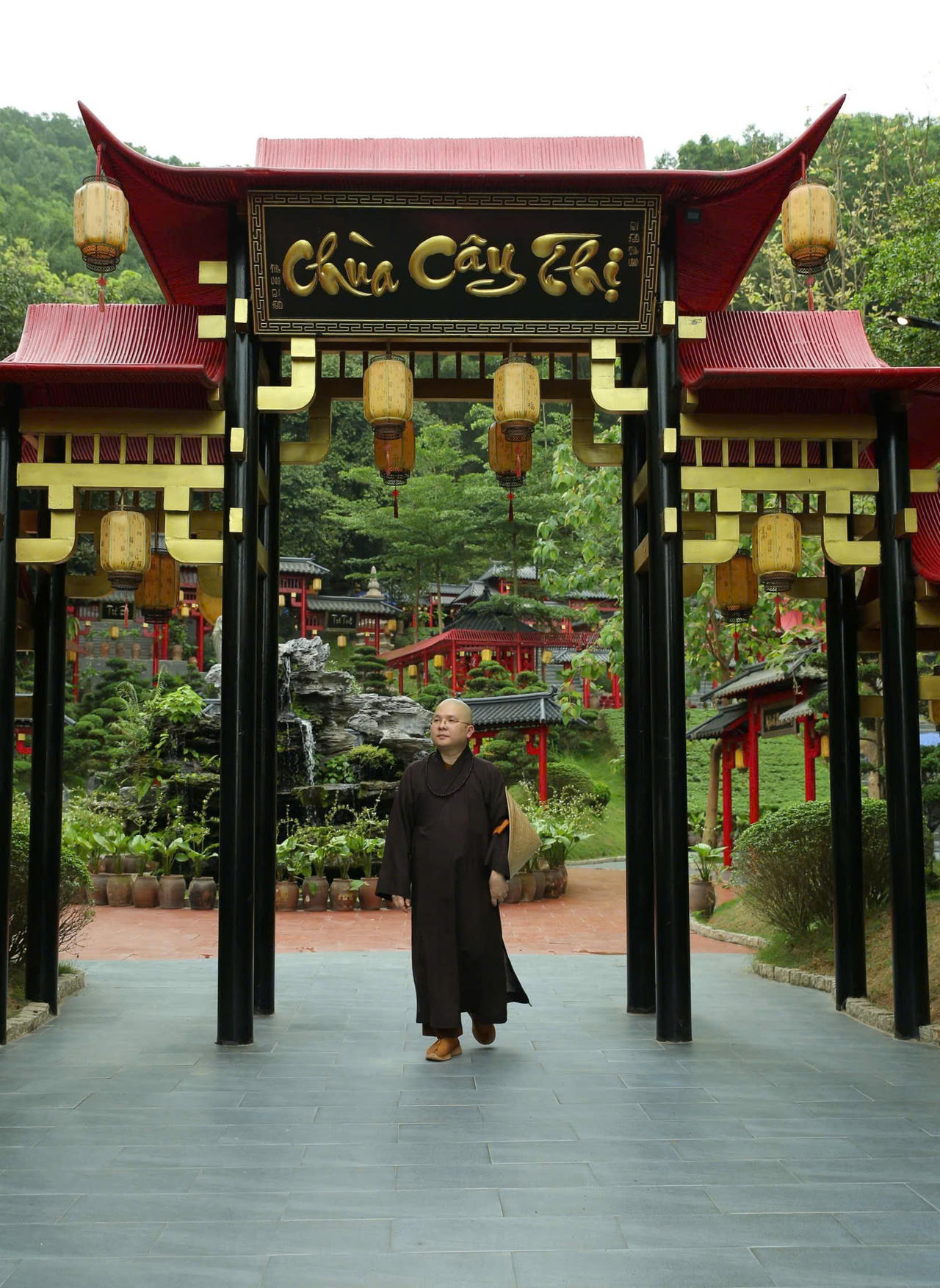 Tâm huyết phục hưng một ngôi cổ tự, hành trình dung hòa giữa tu tập và học thuật