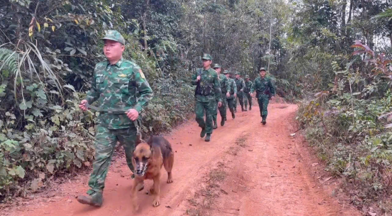 Giữ biên từ gốc – Kỳ 4: Chống tội phạm – Không chỉ bằng tiếng súng, mà bằng “lòng dân”