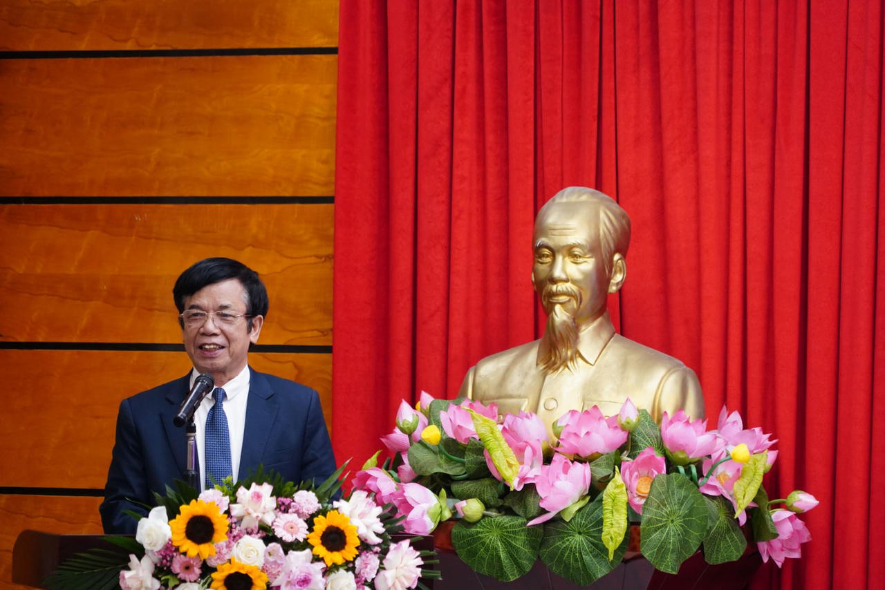 GS.TS Lê Hồng Hạnh - Chủ tịch VIAC phát biểu tại Hội thảo.