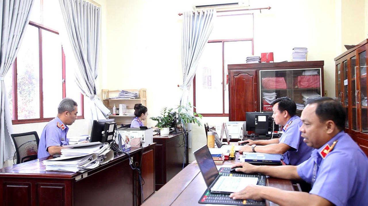 Ngành Kiểm sát Đồng Nai phát động phong trào thi đua với khẩu hiệu “Làm hết việc, không hết giờ”.