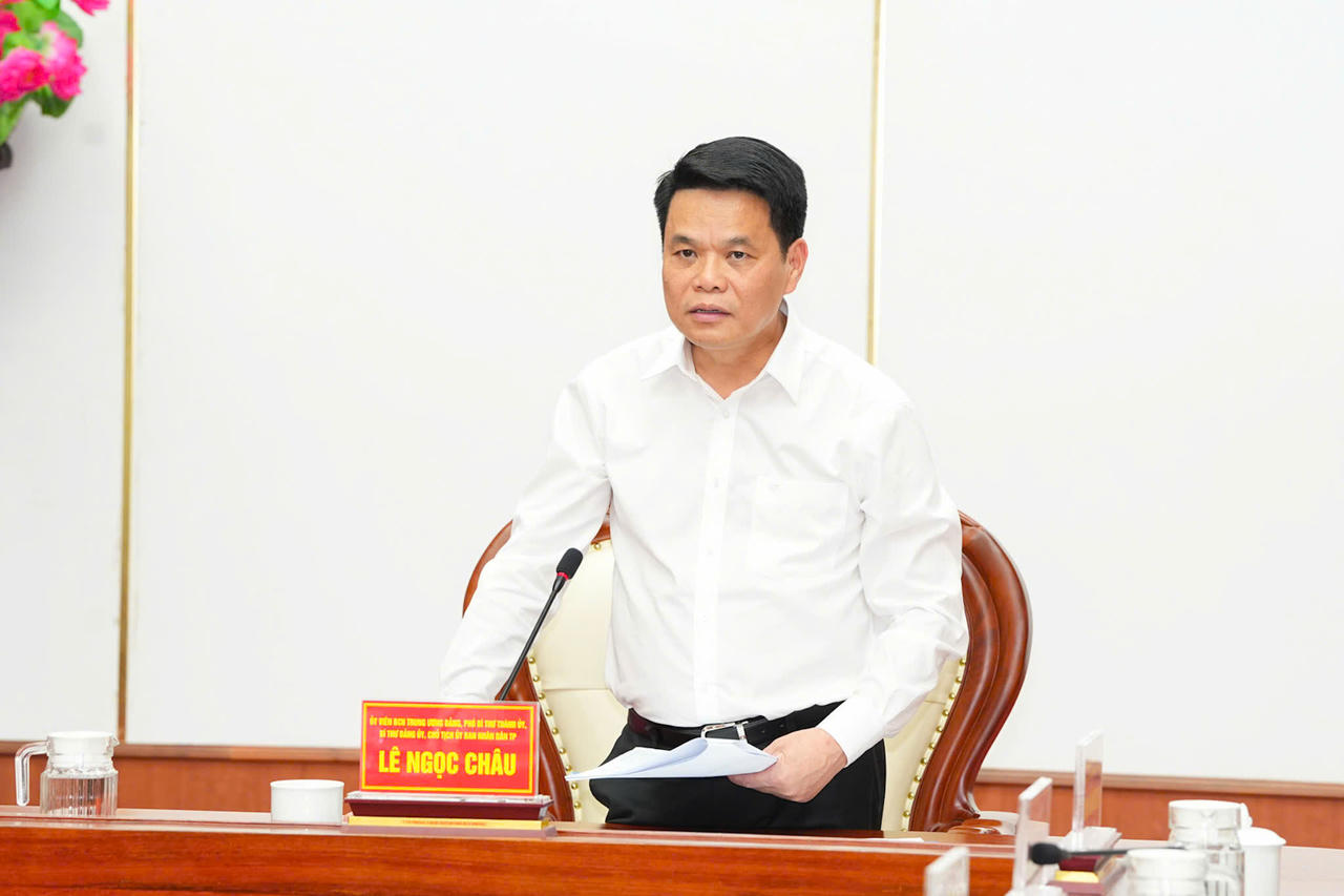 Ông Lê Ngọc Châu, Ủy viên Trung ương Đảng, Phó Bí thư Thành ủy, Bí thư Đảng ủy, Chủ tịch UBND TP Hải Phòng phát biểu kết luận hội nghị.