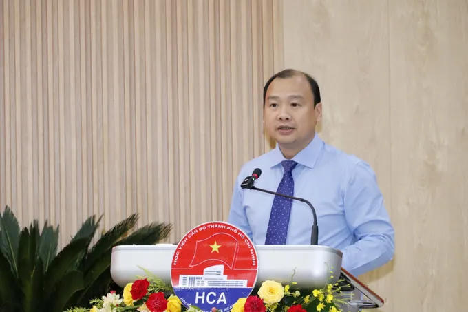 PGS-TS Lê Hải Bình phát biểu đề dẫn hội thảo. Ảnh: Báo Sài Gòn giải phóng