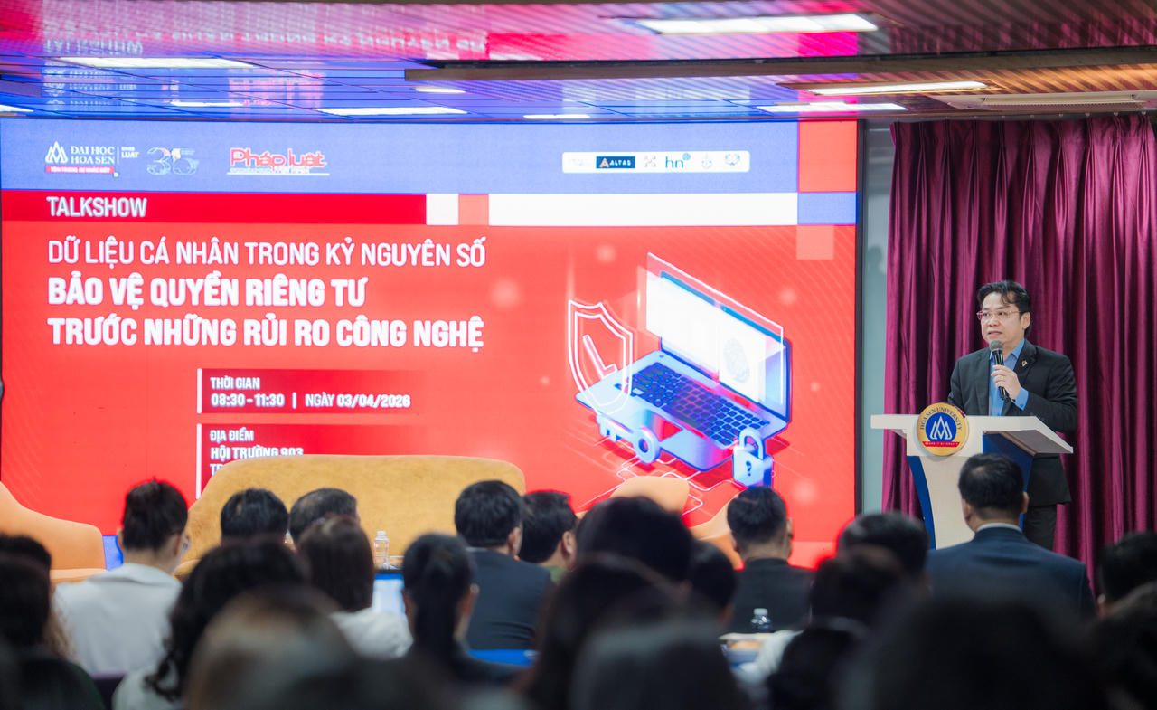 &nbsp;PGS.TS Nguyễn Hữu Huy Nhựt - Hiệu trưởng Trường Đại học Hoa Sen phát biểu khai mạc chương trình