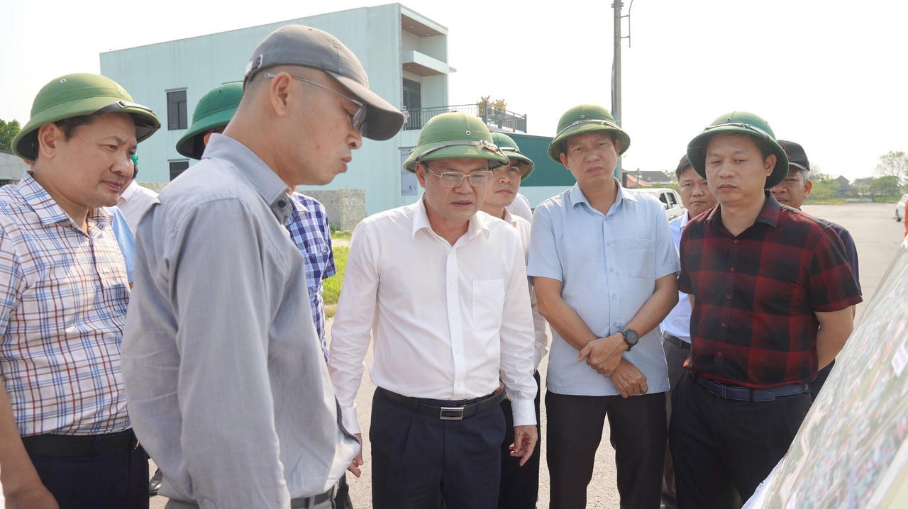 Lãnh đạo tỉnh Đồng Nai kiểm tra Dự án đường hai đầu cầu Dây văng Sông Hiếu (giai đoạn 1)