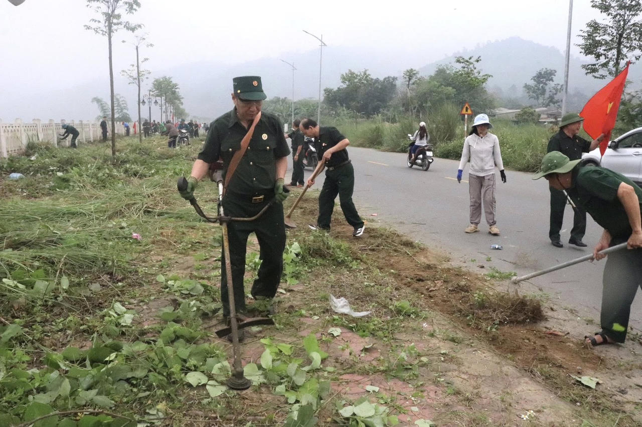 Phường Lào Cai ra quân vệ sinh môi trường, chỉnh trang đô thị năm 2026