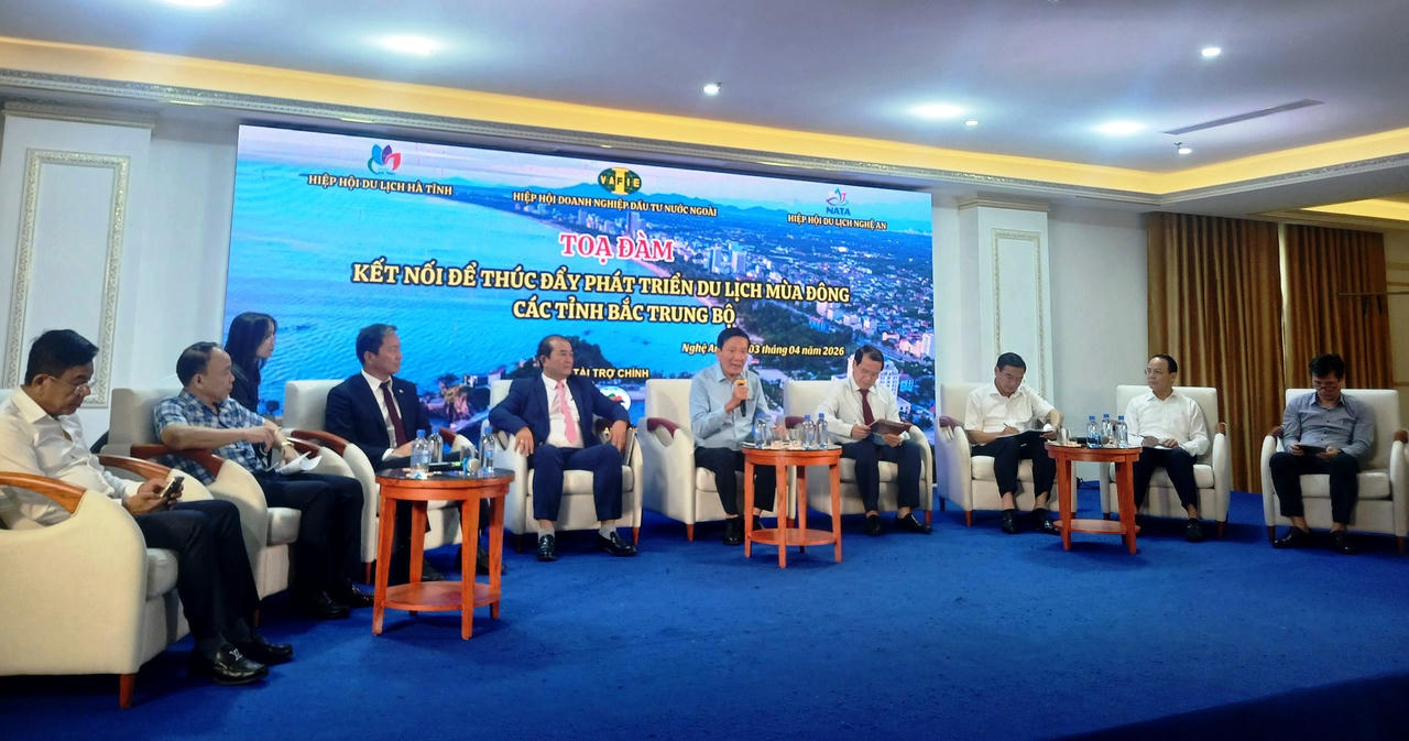 Nhiều ý kiến thảo luận nhấn mạnh yêu cầu nâng cao chất lượng dịch vụ - yếu tố then chốt trong phát triển du lịch.