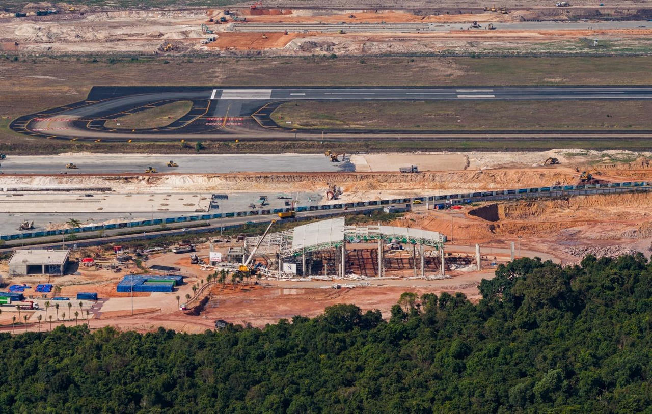 Công trường dự án mở rộng sân bay Phú Quốc