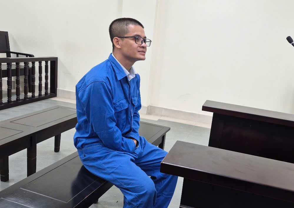 Thuê người làm giả giấy tờ để lừa đảo, chiếm đoạt tiền tỷ của ngân hàng