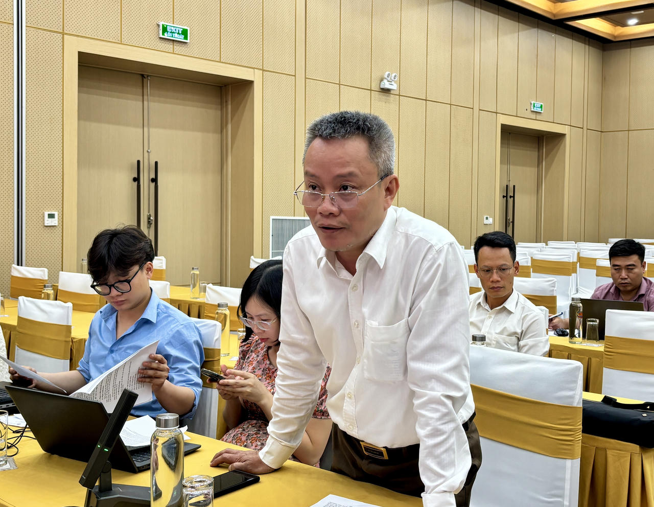 Ông Lê Quốc Đạt, Phó Cục trưởng Cục trưởng Cục Thanh tra, giải quyết khiếu nại, tố cáo lĩnh vực tài chính, ngân hàng (Cục VI) phát biểu tại buổi thẩm định.