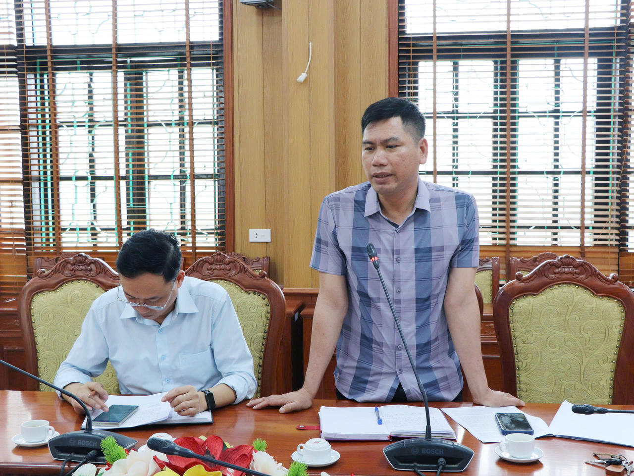 Ông Nguyễn Trọng Tình - Trưởng phòng Kinh tế xã Vĩnh Trụ phát biểu.