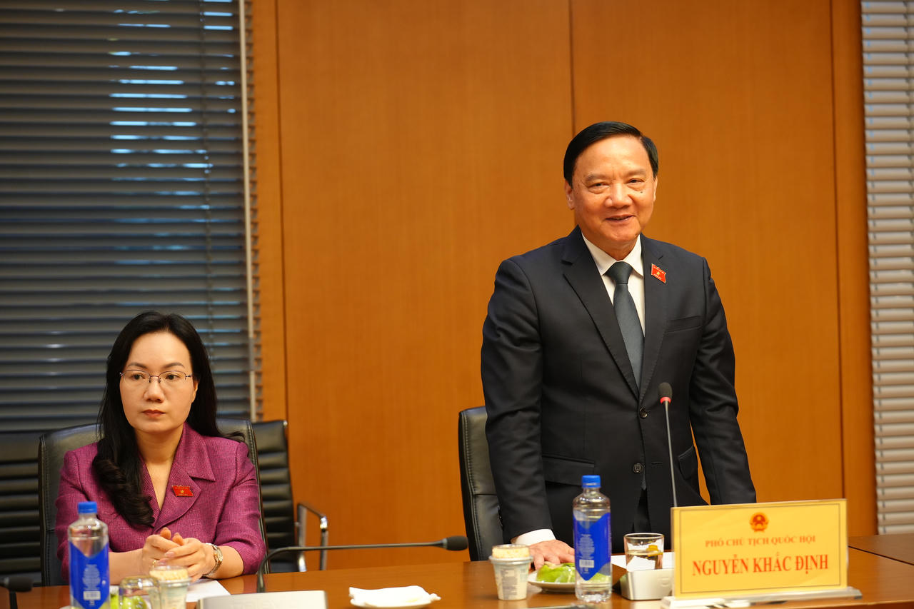 Phó Chủ tịch Quốc hội Nguyễn Khắc Định phát biểu tại buổi Lễ.