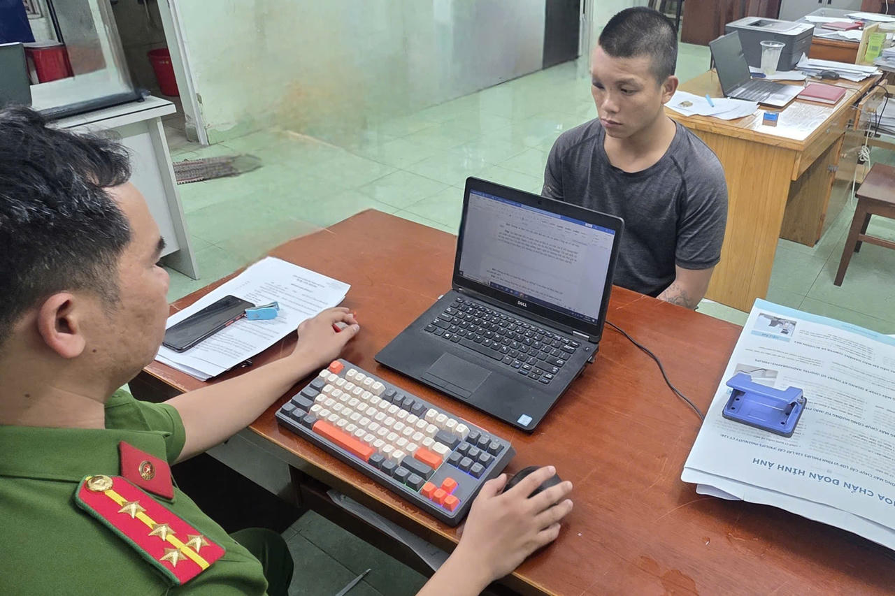 Bắt khẩn cấp đối tượng đánh người can ngăn sau va chạm giao thông