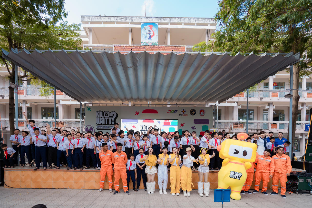 Điện lực TP HCM triển khai nhiều giải pháp vận động tiết kiệm điện 