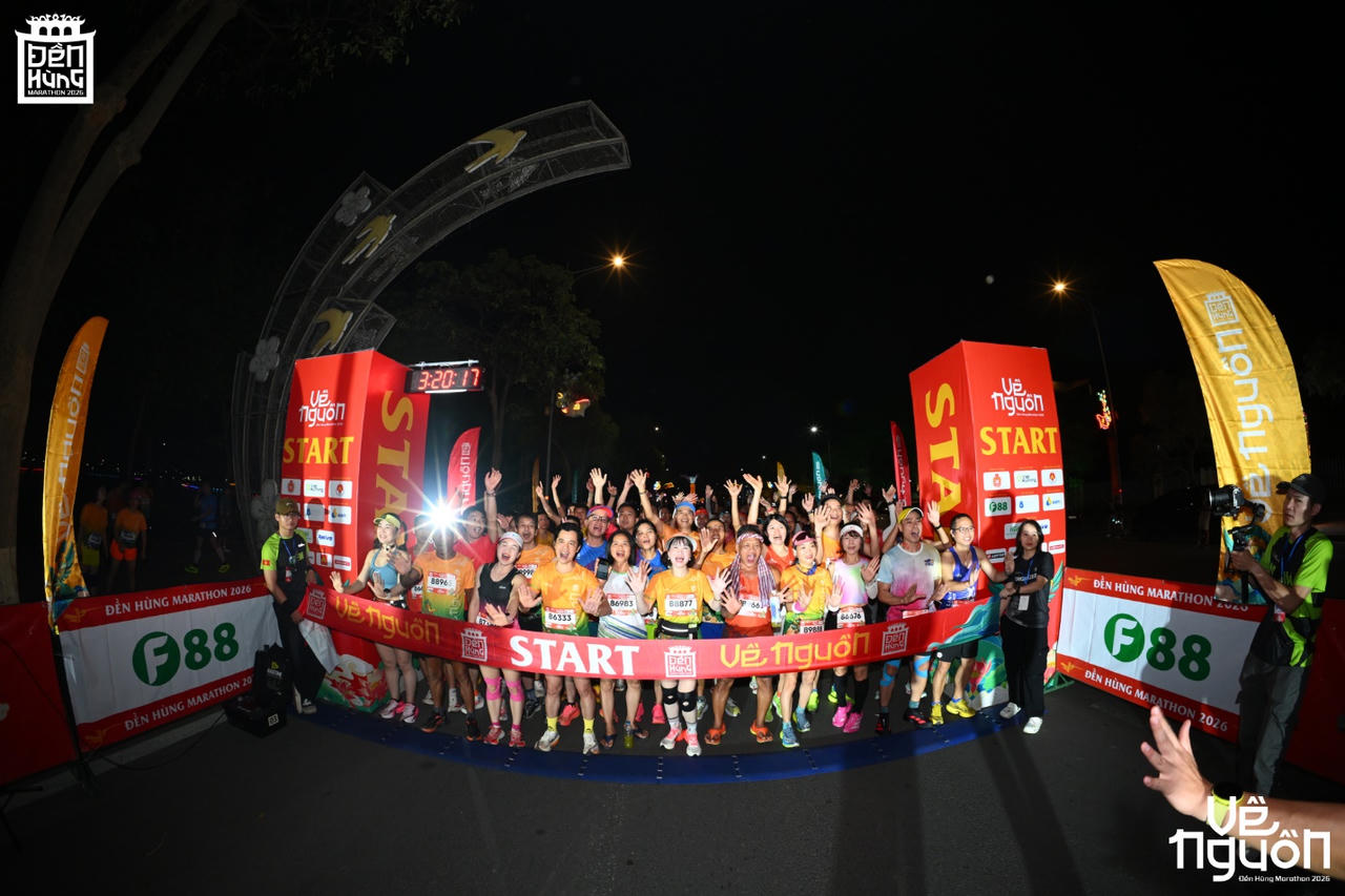 Các VĐV tham gia giải chạy Marathon Đền Hùng 2026 chuẩn bị xuất phát