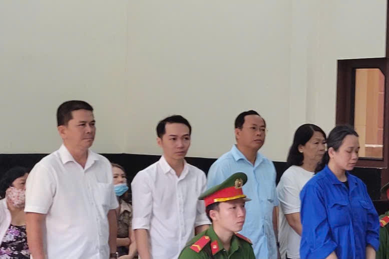 Nữ kế toán Ban Thi đua - Khen thưởng lãnh 16 năm tù vì chiếm đoạt hơn 2,1 tỉ đồng