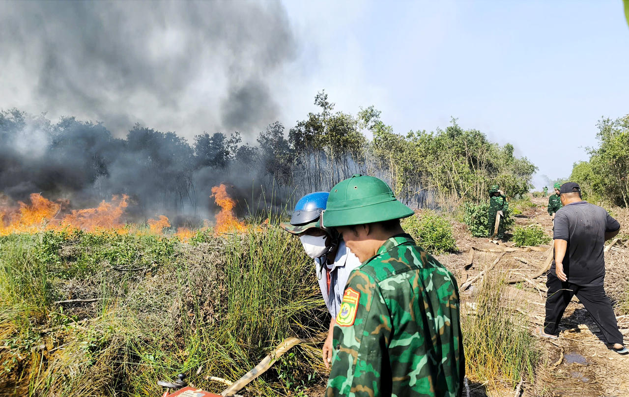 Đám cháy đã cơ bản được dập tắt, không để cháy lan rộng, đảm bảo an toàn về người và giảm thiểu thiệt hại về tài sản