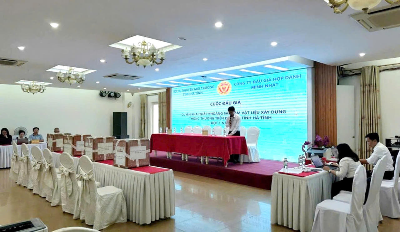 Hà Tĩnh được cho là địa phương đi đầu trong việc tổ chức đấu giá quyền khai thác đối với các mỏ khoáng sản