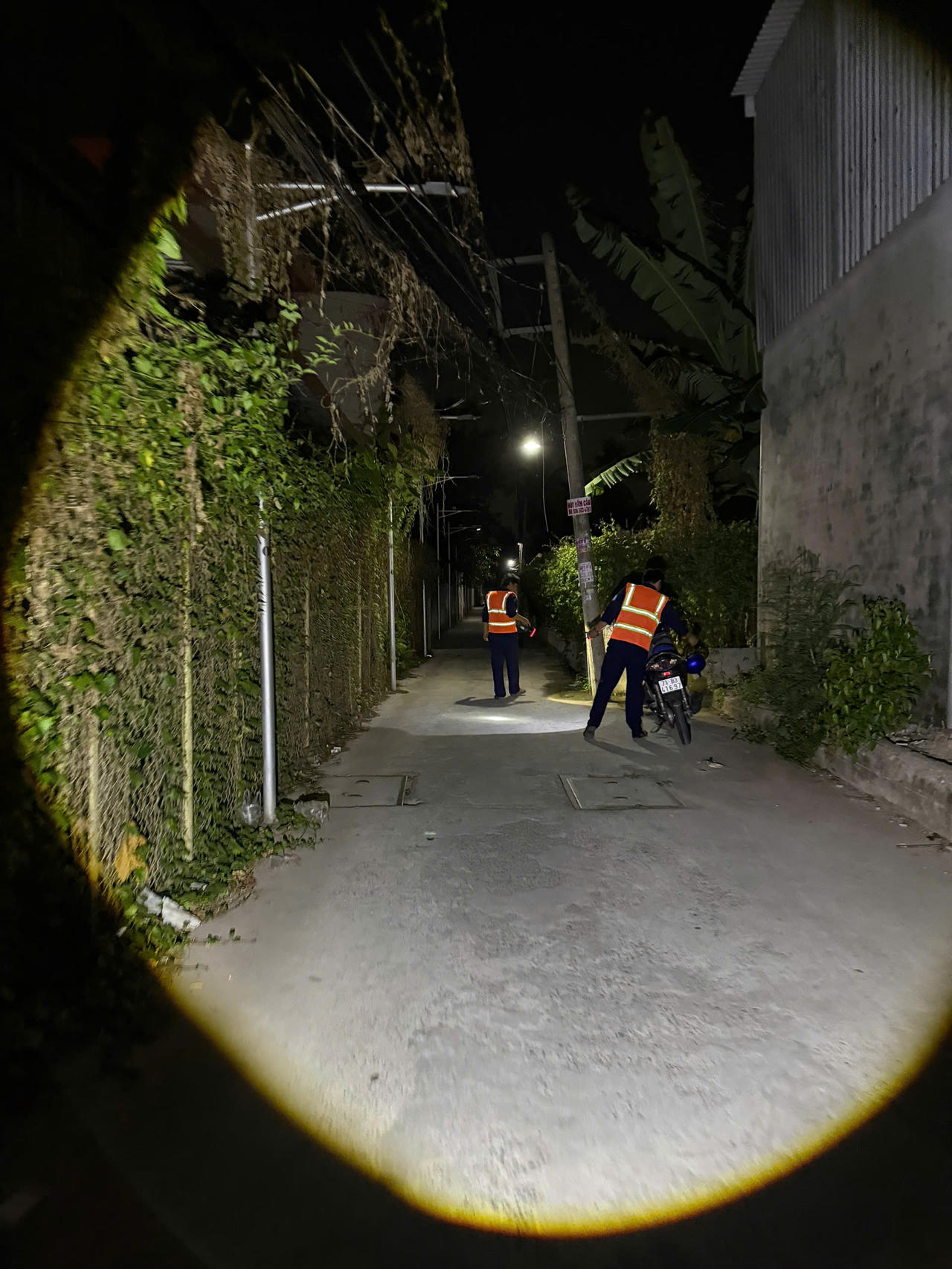 Giảm thất thoát nước: Từ chủ trương đến hành động và chuyển đổi quản trị
- Kỳ 2 - Theo chân đội “săn nước”: Những ca làm việc kéo dài xuyên đêm