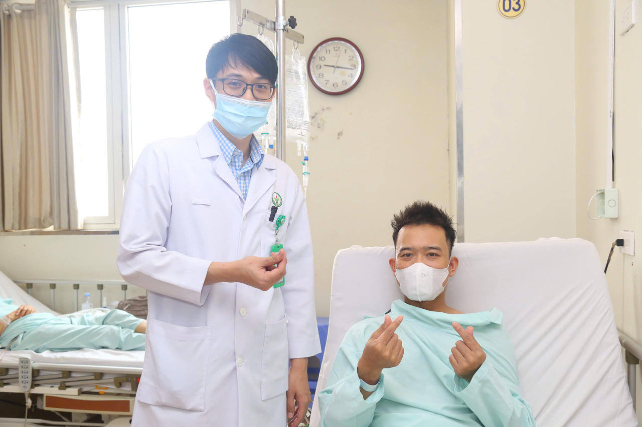 Cô gái Anh 19 tuổi qua đời tại Việt Nam, hiến tạng cứu sống 3 người